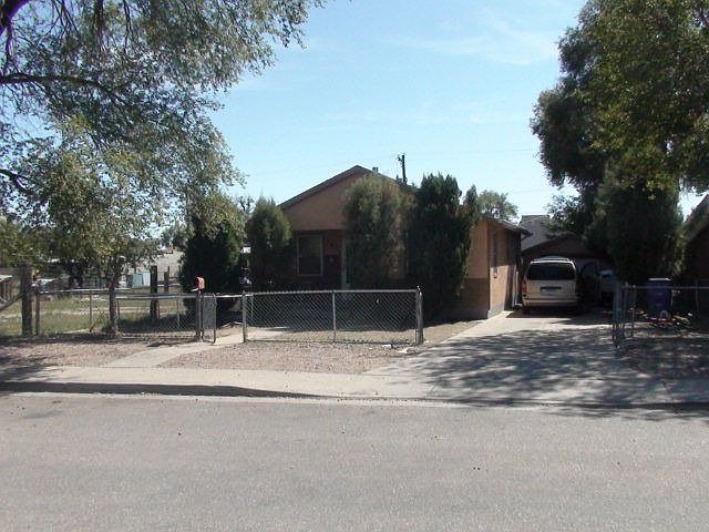 1st image of 2106 E 5th St