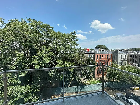 Rented by Oxford Property Group | media 39