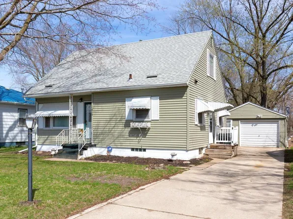 312 Sherman Ave, Waterloo, IA 50703