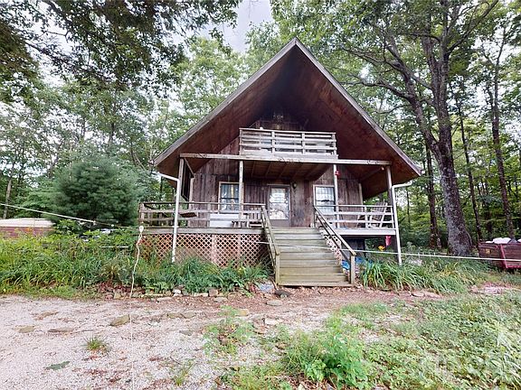 2nd image of 200 Osborn Knob Rd