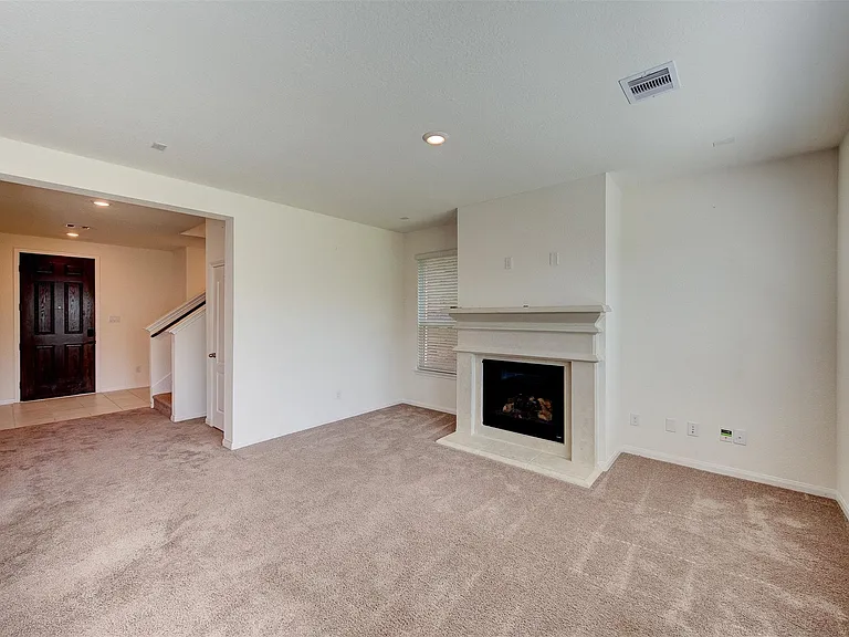 7218 Bakersfield Ct — Photo 6
