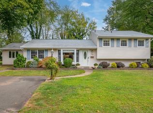 20 Beechwood Rd, Blauvelt, NY 10913