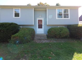 31 S River Dr, Narragansett, RI 02882
