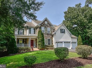 9206 Gilmore Dr, Lorton, VA 22079