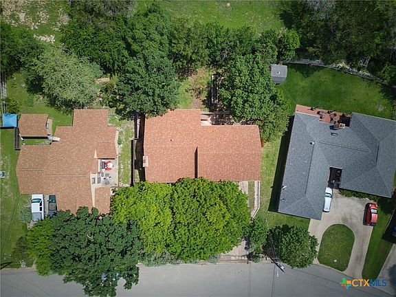 2nd image of 1702 Susan Dr
