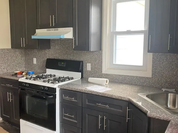 (undisclosed Address), Staten Island, NY 10305