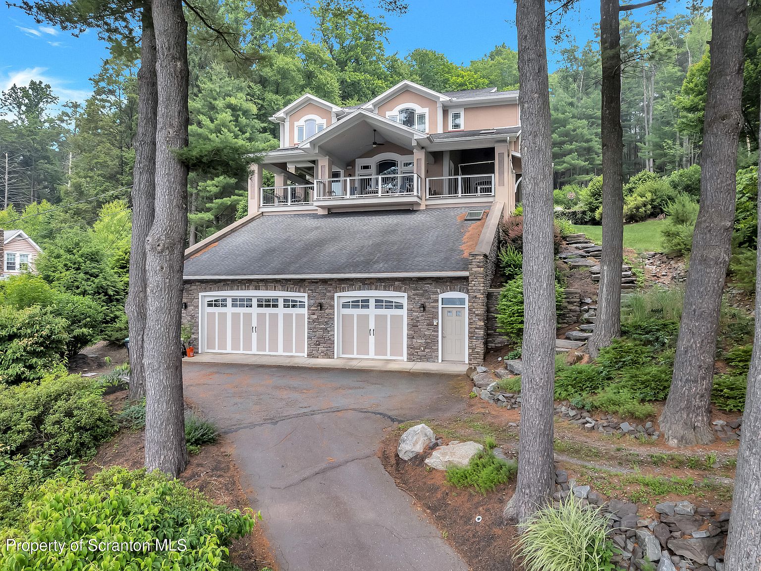 393 Lakeside Dr, Harveys Lake, PA 18618 MLS 233125 Zillow