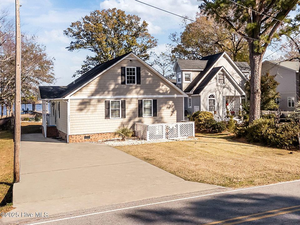 1st image of 2517 Waccamaw Shores Road