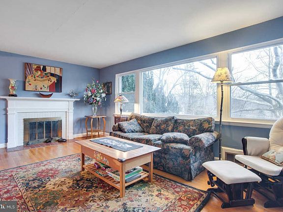 5th image of 7003 Bradley Cir
