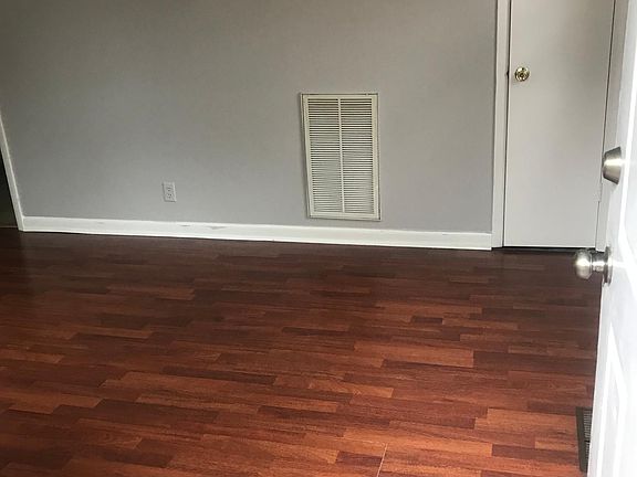 2nd image of 4614 Forest Ridge Dr