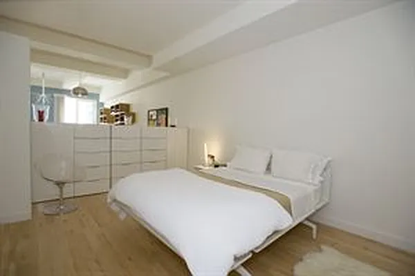 Sold by Douglas Elliman | media 18