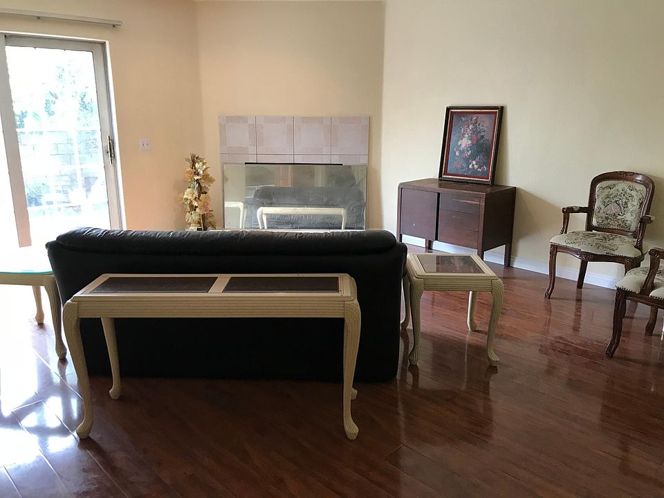 1st image of 2658 Willard Ave