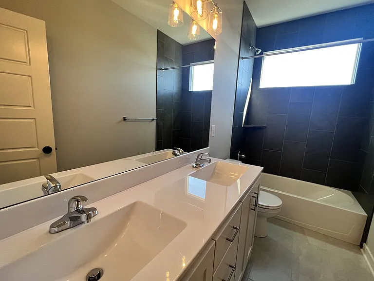 19182 W 109th Pl — Photo 16