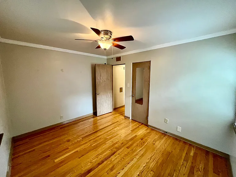 5169 N Hollywood Ave — Photo 8