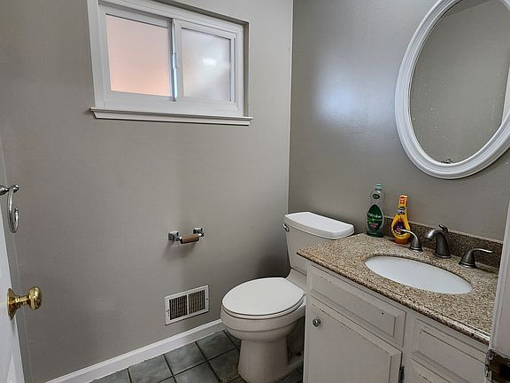 4th image of 1132 Rhinecastle Way