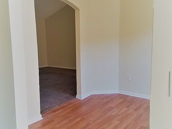 3rd image of 861128 Worthington Dr