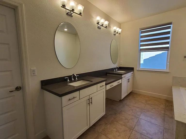 3919 Watermist Way — Photo 20