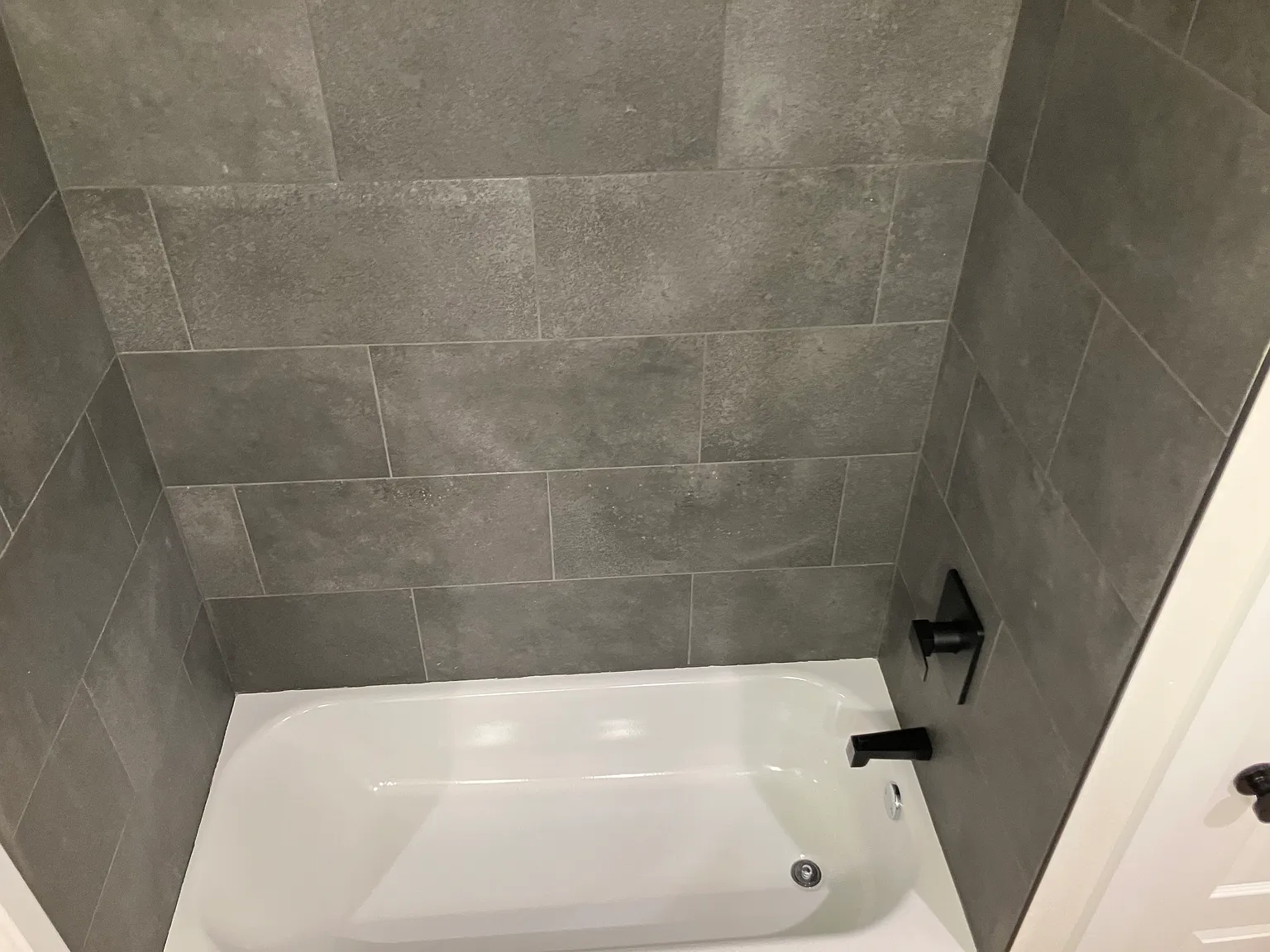 2 bed, 1250 sqft, $1,850 — Photo 4