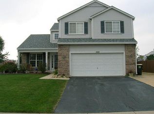 509 Rosebush Ln, Oswego, IL 60543