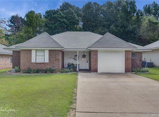 2650 Doe Ridge Dr, Haughton, LA 71037