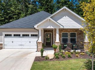 698 Magnolia Dr, Dawsonville, GA 30534