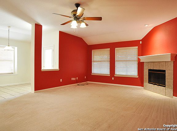 4th image of 104 Bayberry Ln