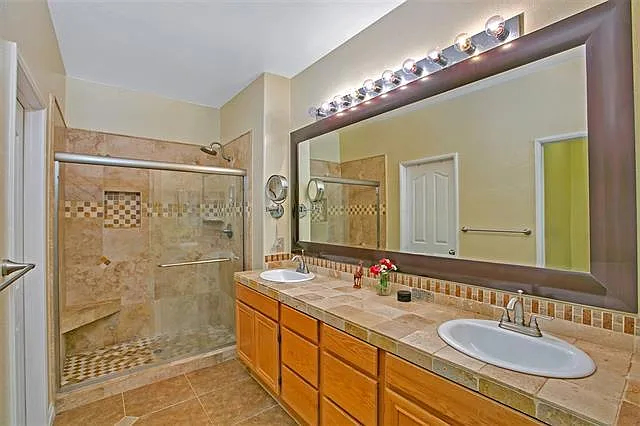 3739 Carmel View Rd — Photo 7