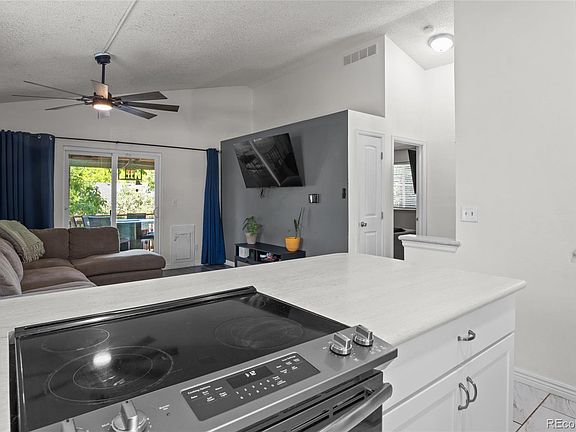 4th image of 5301 E Aspen Avenue