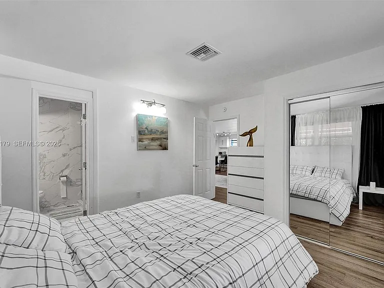 9072 Froude Ave — Photo 21