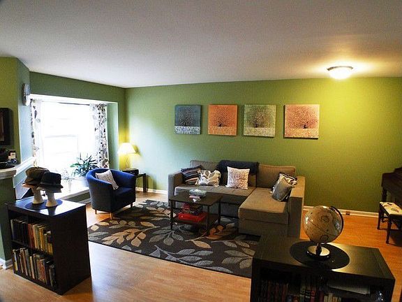 3rd image of 405 Driftwood Ln