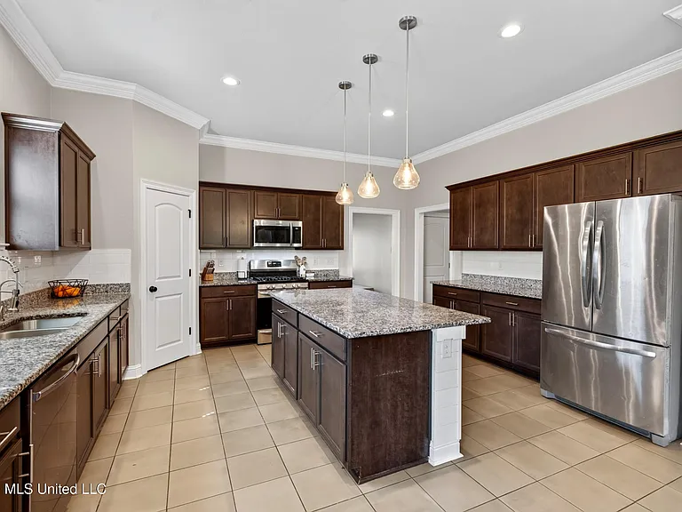 16463 Millsaps Ave — Photo 8