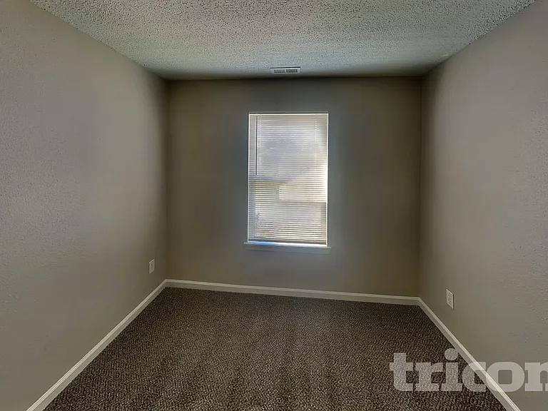 7645 Stockard St — Photo 10