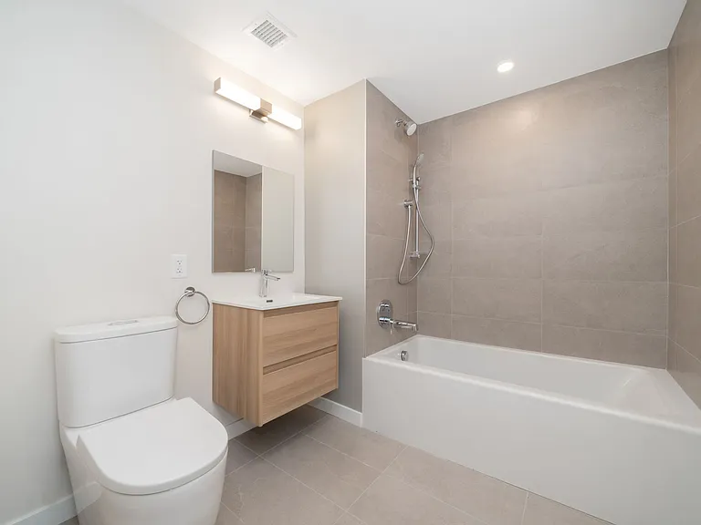 3870 Sedgwick Ave #2E — Photo 7