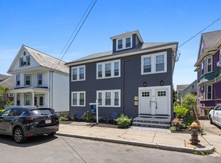 48 Farquhar St, Roslindale, MA 02131