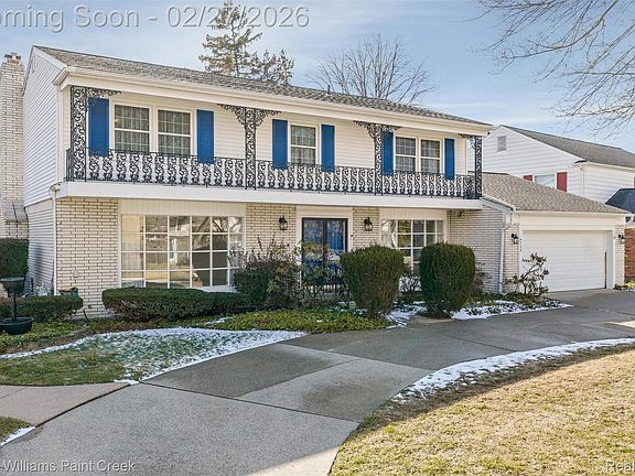 3rd image of 4732 Barcroft Way