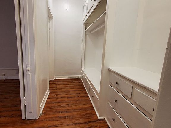 4th image of 849 S Gramercy Dr #205