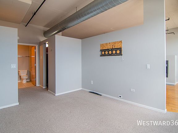 5th image of 6 S Laflin St APT 808