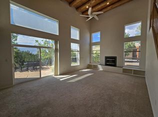 4252 Falling Star Ln, Santa Fe, NM 87507