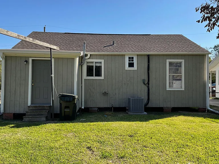 4869 Harrison Ave — Photo 4