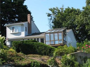 30 Elm St S, Groton, CT 06340