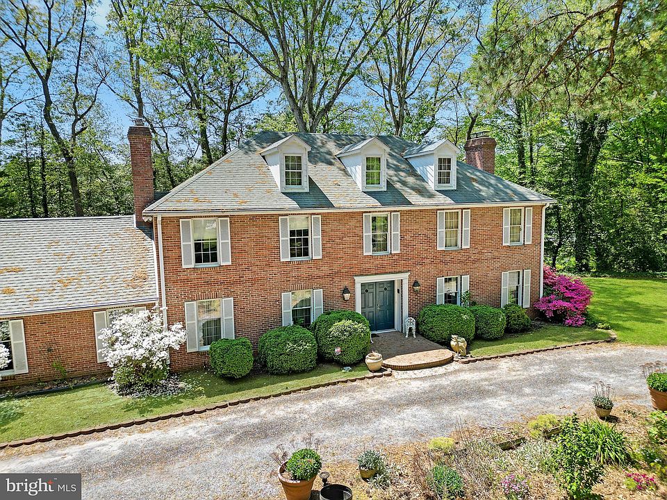 1st image of 6164 Grist Ln