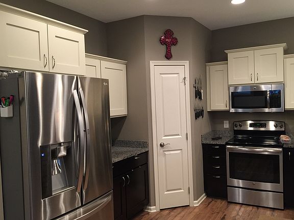Kitchen - Corner Pantry
