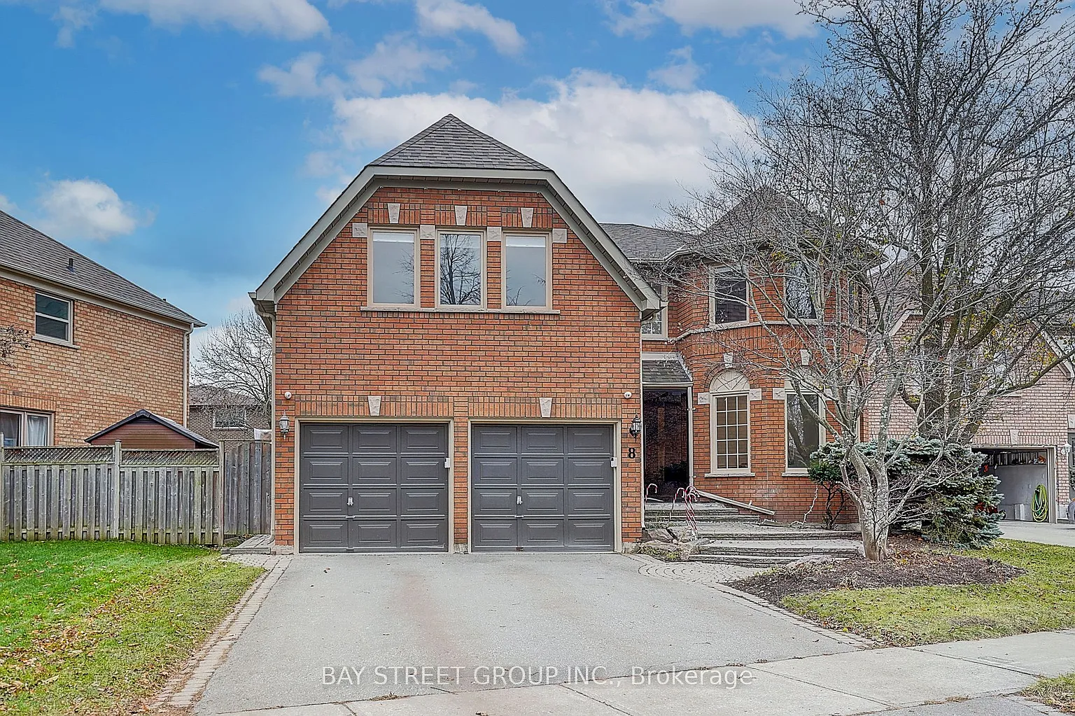 8 Mooreland Ct photo 1