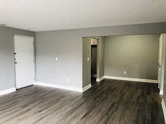 5th image of 9 Kingswood Dr #16C