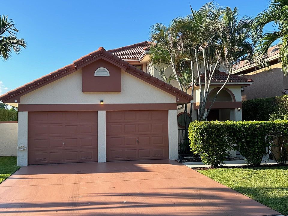 1st image of 3966 NW 7th Place