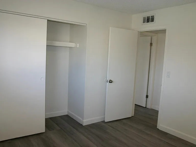 860 E Brown Rd #7 — Photo 20