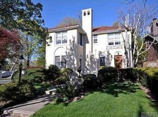 801 Parsons Blvd, Whitestone, NY 11357