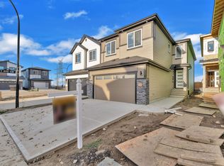 107 28th St NW, Edmonton, AB T6T2H3