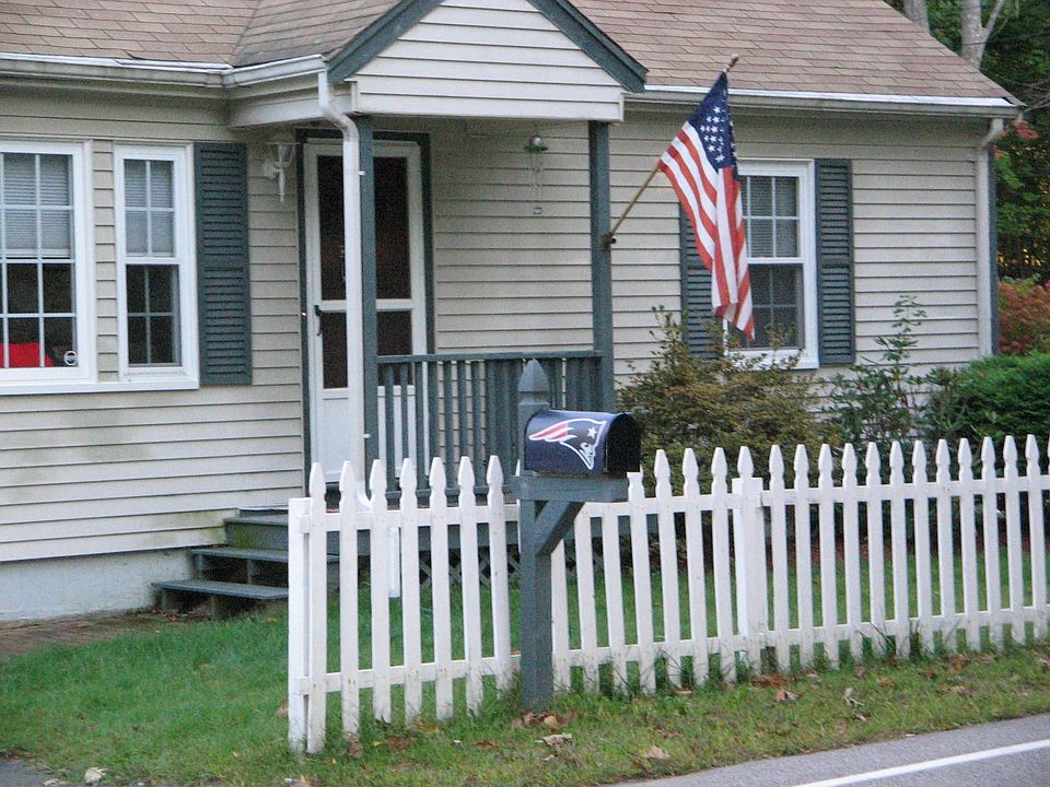 2nd image of 12 Greene St