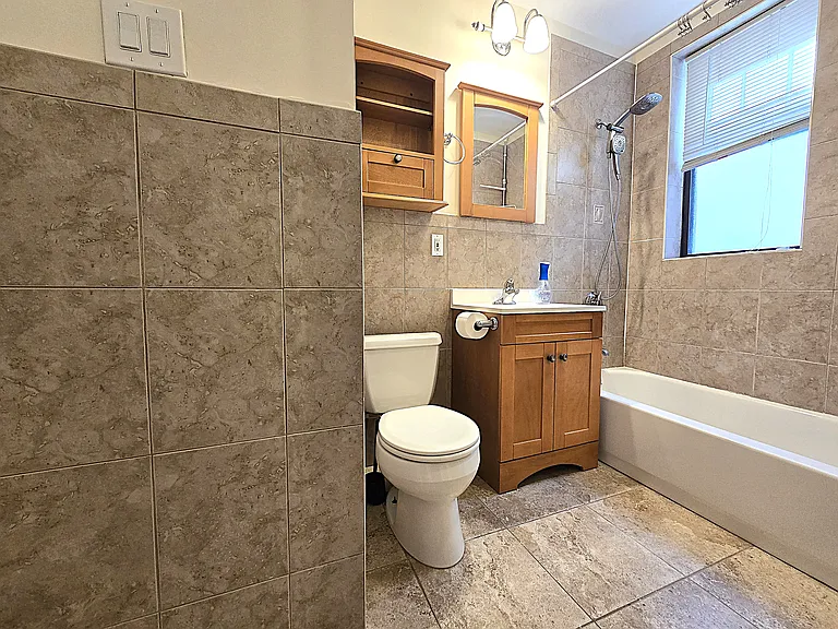 25 Alton Pl #2R — Photo 7